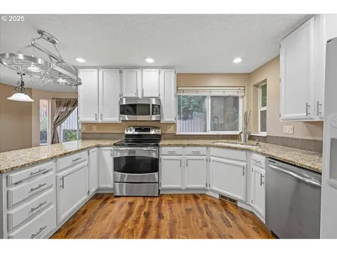1351 NE Greenway Drive Gresham OR 97030
