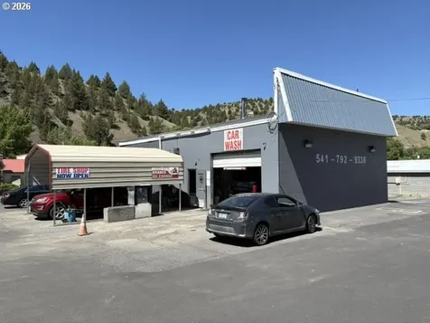 803 S Canyon Boulevard John Day OR 97845