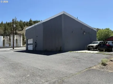 803 S Canyon Boulevard John Day OR 97845