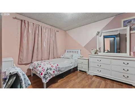 1977 Echo Hollow Road Eugene OR 97402