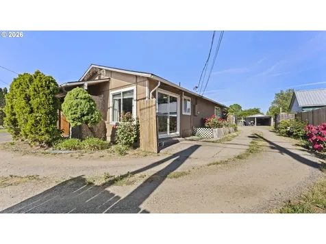 1977 Echo Hollow Road Eugene OR 97402