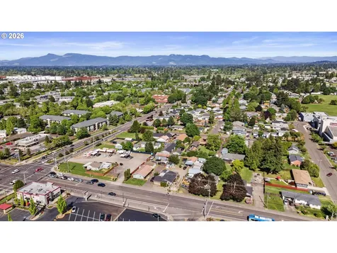 1977 Echo Hollow Road Eugene OR 97402
