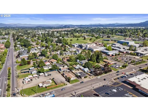 1977 Echo Hollow Road Eugene OR 97402