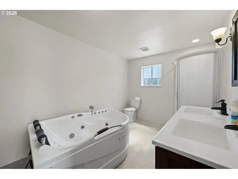 77340 London Road Cottage Grove OR 97424