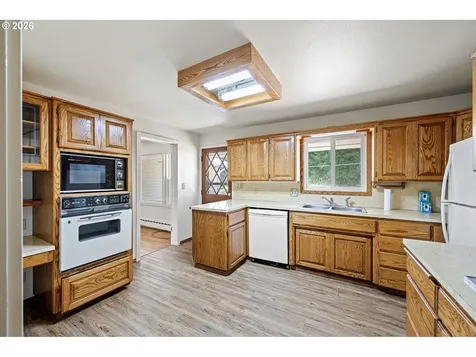 77340 London Road Cottage Grove OR 97424