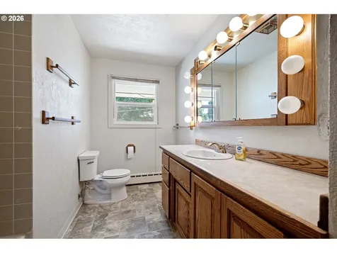 77340 London Road Cottage Grove OR 97424
