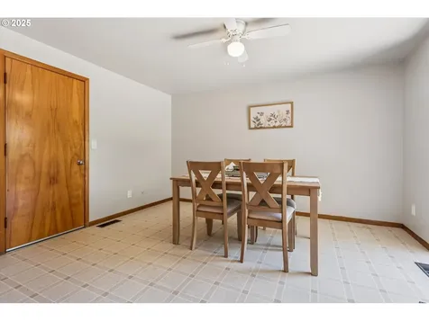 4917 SE 73rd Avenue Portland OR 97206