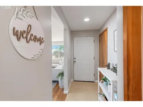 4917 SE 73rd Avenue Portland OR 97206
