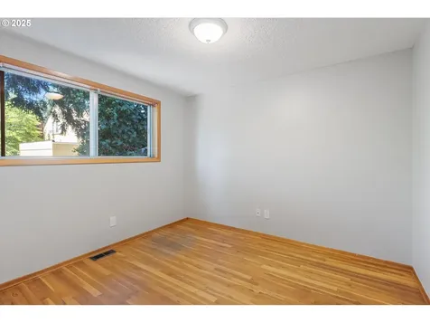 4917 SE 73rd Avenue Portland OR 97206