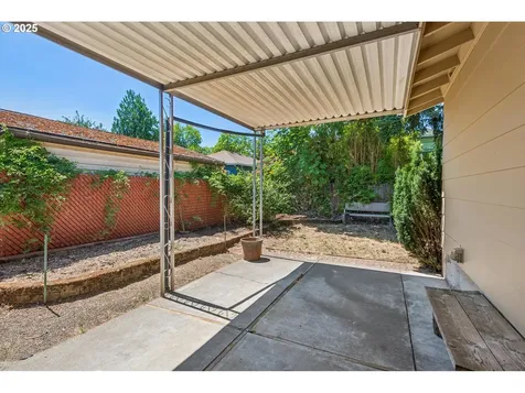 4917 SE 73rd Avenue Portland OR 97206