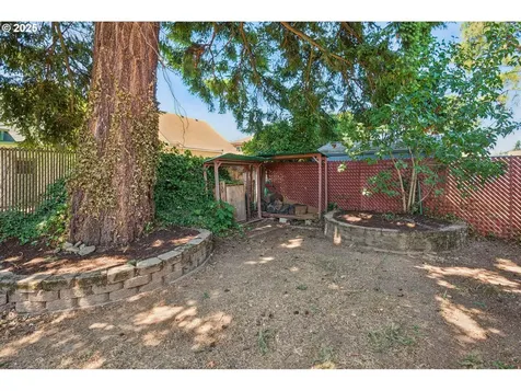 4917 SE 73rd Avenue Portland OR 97206