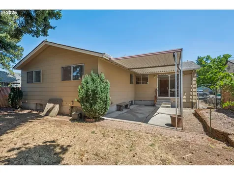 4917 SE 73rd Avenue Portland OR 97206