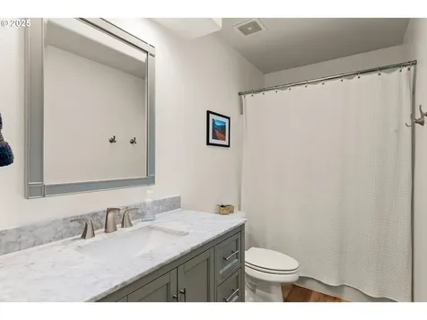 11218 SW 27th Avenue Portland OR 97219
