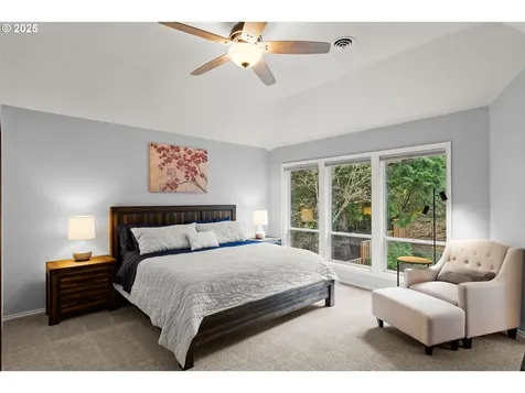 11218 SW 27th Avenue Portland OR 97219