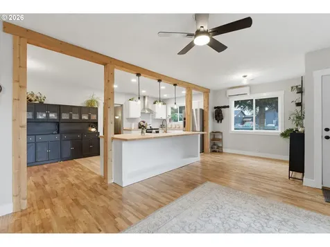 915 E 1st Street Yamhill OR 97148