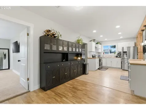 915 E 1st Street Yamhill OR 97148