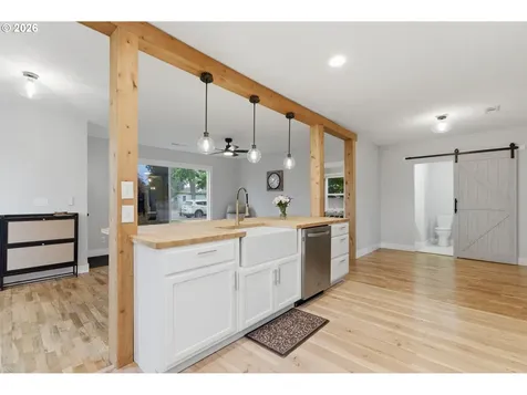 915 E 1st Street Yamhill OR 97148