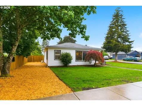 915 E 1st Street Yamhill OR 97148