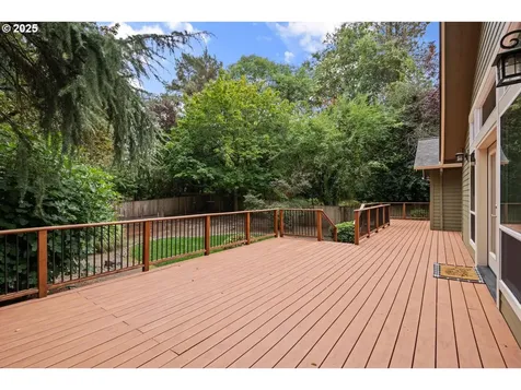 8424 SW 54th Avenue Portland OR 97219