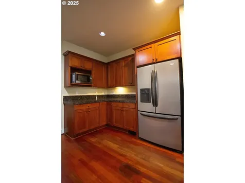 4049 SE Long Street Portland OR 97202