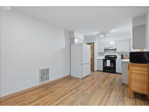2950 NE Azalea Street Hillsboro OR 97124