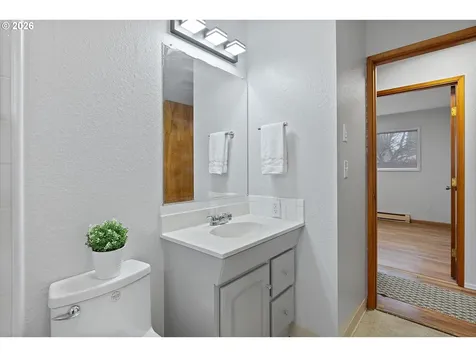 2950 NE Azalea Street Hillsboro OR 97124