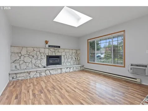 2950 NE Azalea Street Hillsboro OR 97124