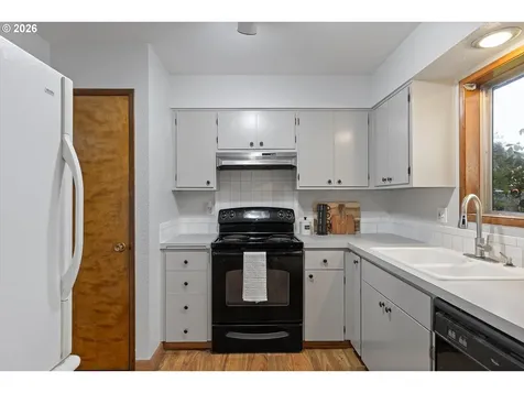 2950 NE Azalea Street Hillsboro OR 97124