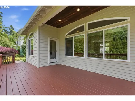 12638 Adrian Court Lake Oswego OR 97034