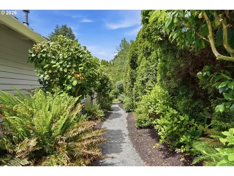 12638 Adrian Court Lake Oswego OR 97034