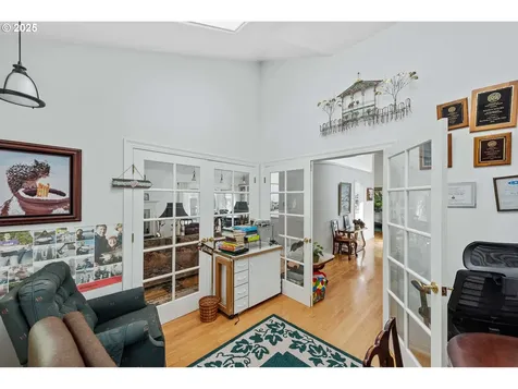 273 N Henry Street Coquille OR 97423