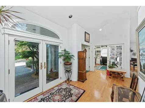 273 N Henry Street Coquille OR 97423