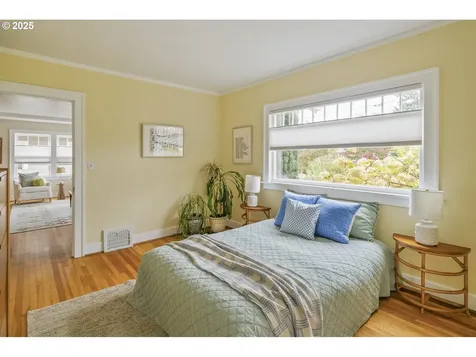 15 NE 75th Avenue Portland OR 97213