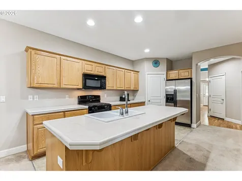 13128 SW Macbeth Drive Portland OR 97224
