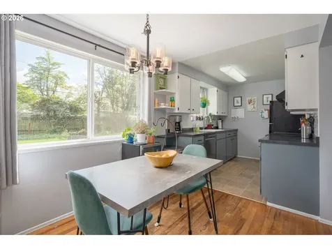 230 River Loop 2 Eugene OR 97404