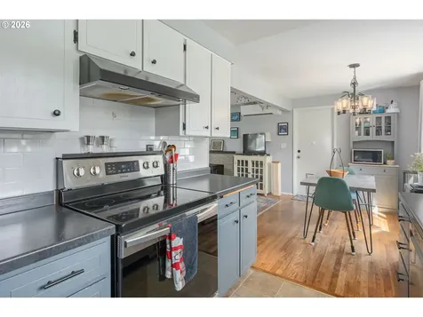 230 River Loop 2 Eugene OR 97404