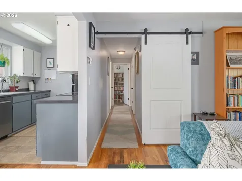 230 River Loop 2 Eugene OR 97404
