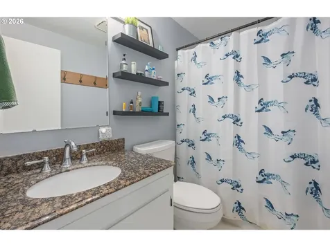 230 River Loop 2 Eugene OR 97404