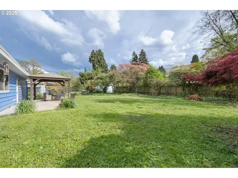 230 River Loop 2 Eugene OR 97404
