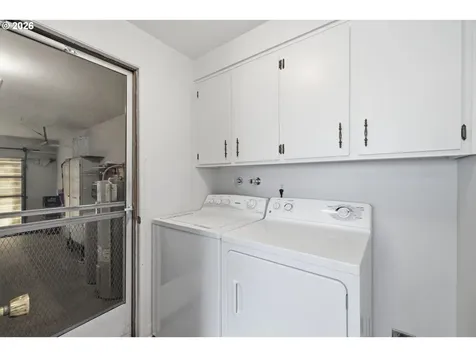 401 S Cascade Drive Woodburn OR 97071