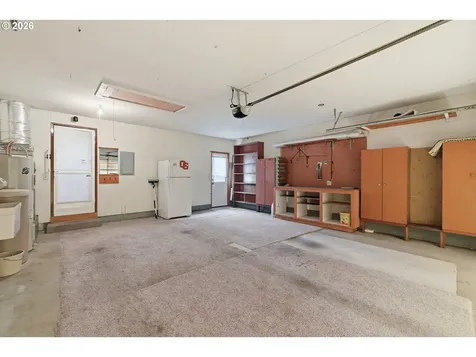 401 S Cascade Drive Woodburn OR 97071