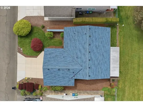 401 S Cascade Drive Woodburn OR 97071