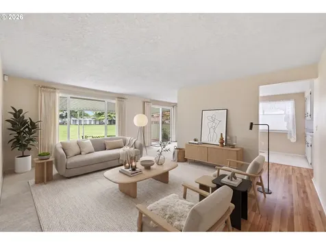 401 S Cascade Drive Woodburn OR 97071