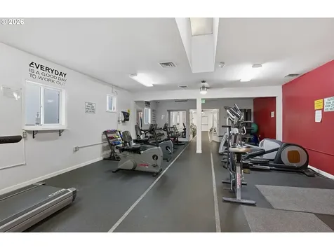 401 S Cascade Drive Woodburn OR 97071