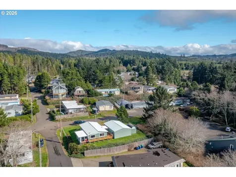 185 SE Bayview Avenue Depoe Bay OR 97341