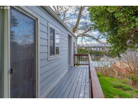 185 SE Bayview Avenue Depoe Bay OR 97341