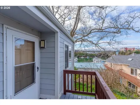 185 SE Bayview Avenue Depoe Bay OR 97341