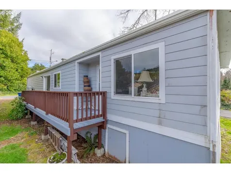 185 SE Bayview Avenue Depoe Bay OR 97341