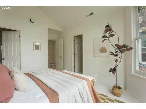 7980 SE Grand Avenue Portland OR 97202