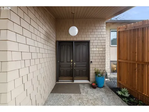 15330 NW Oakhills Drive Beaverton OR 97006
